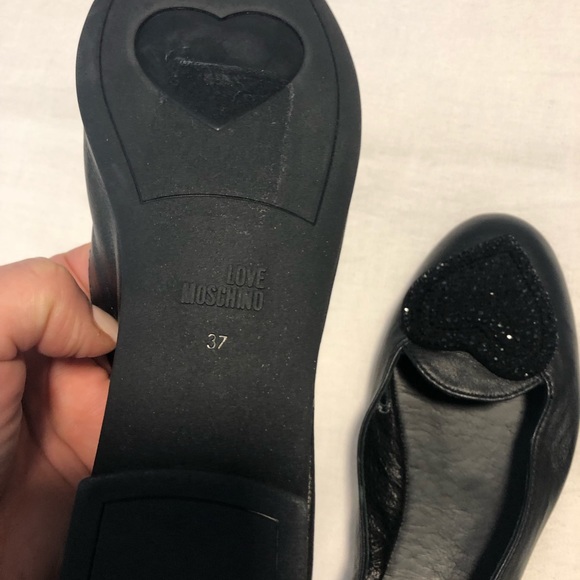 Love, Moschino black leather size 37 never worn brand new super cute - Picture 6 of 8
